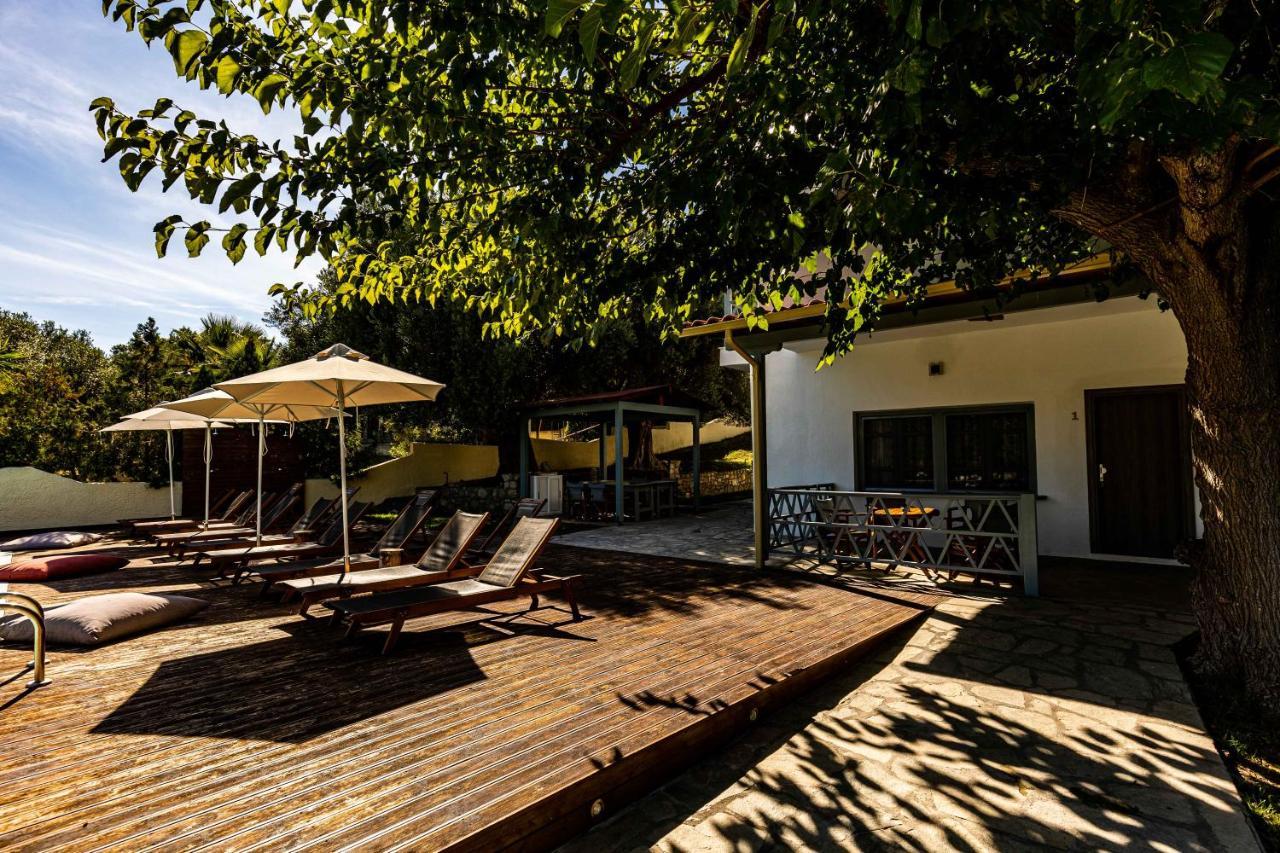 Casa Luxury Suites Paliouri Buitenkant foto