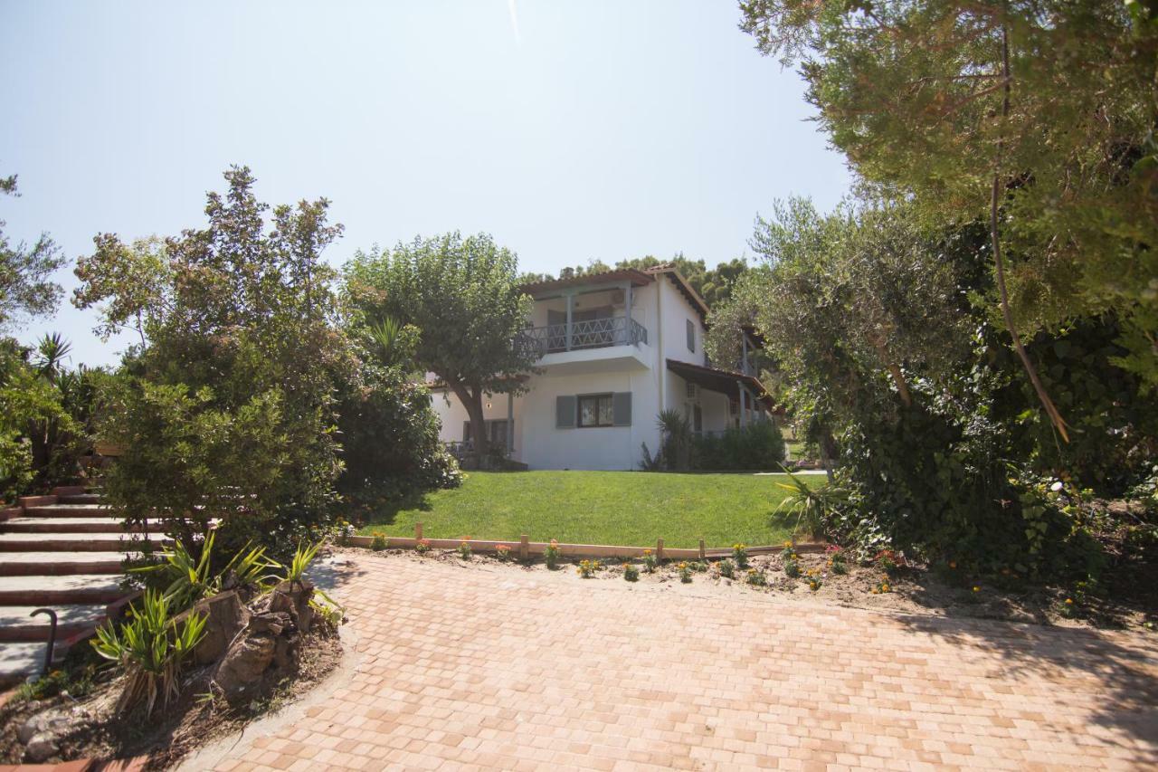 Casa Luxury Suites Paliouri Buitenkant foto